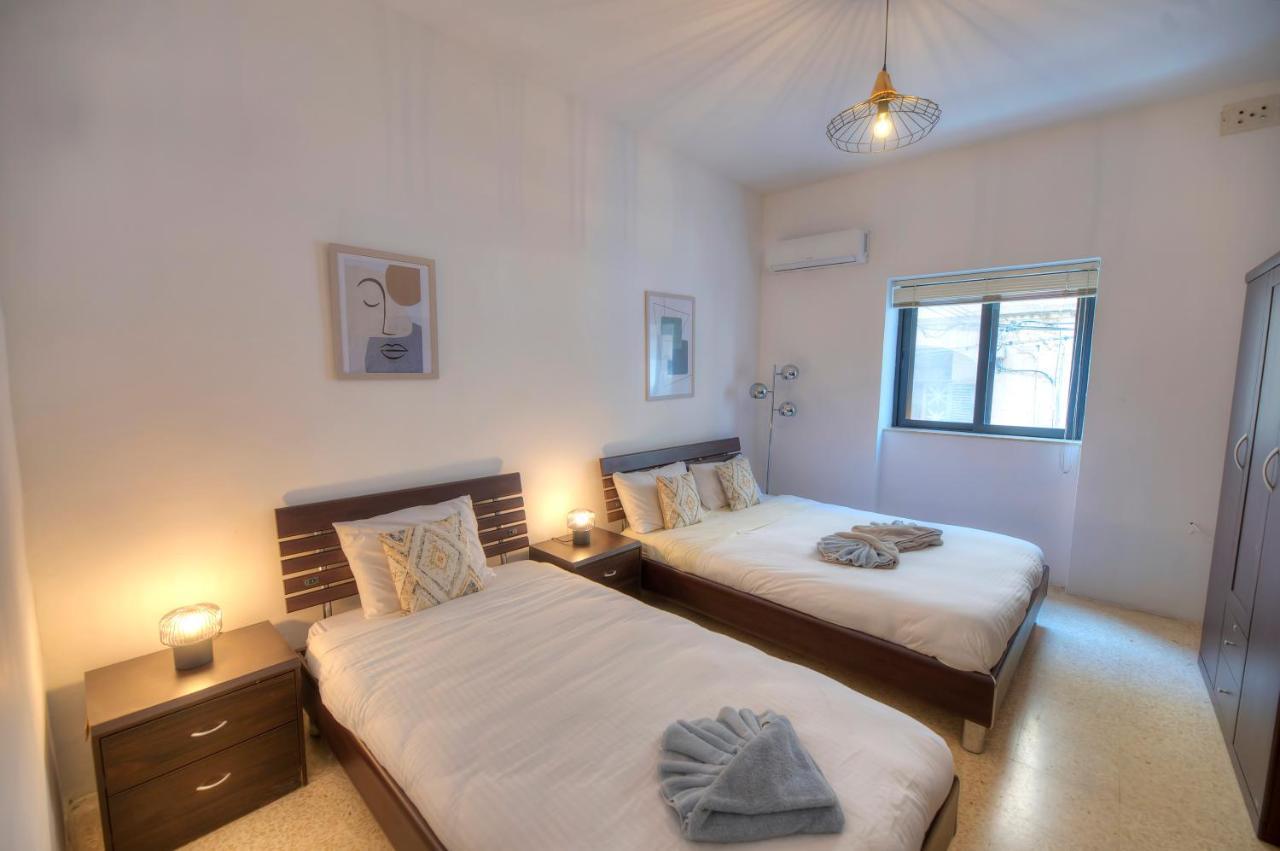 Enormous 3Bedrooms Seafront With Balcony Pdeh1-1 Sliema Luaran gambar