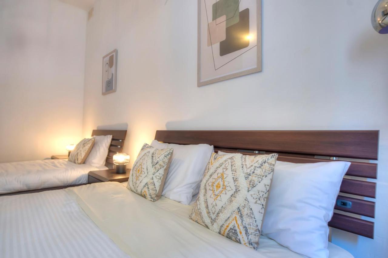 Enormous 3Bedrooms Seafront With Balcony Pdeh1-1 Sliema Luaran gambar
